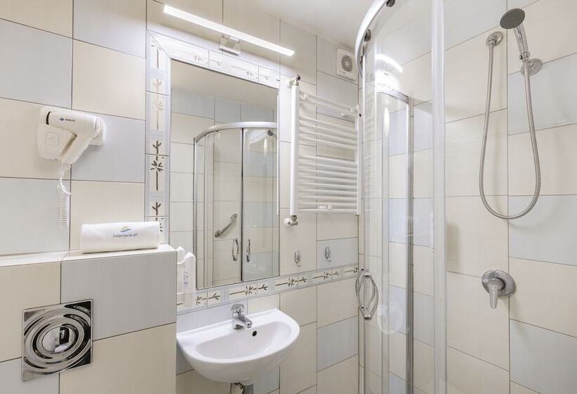 اتاق استاندارد یک نفره, Interferie Aquapark Sport Hotel Malachit