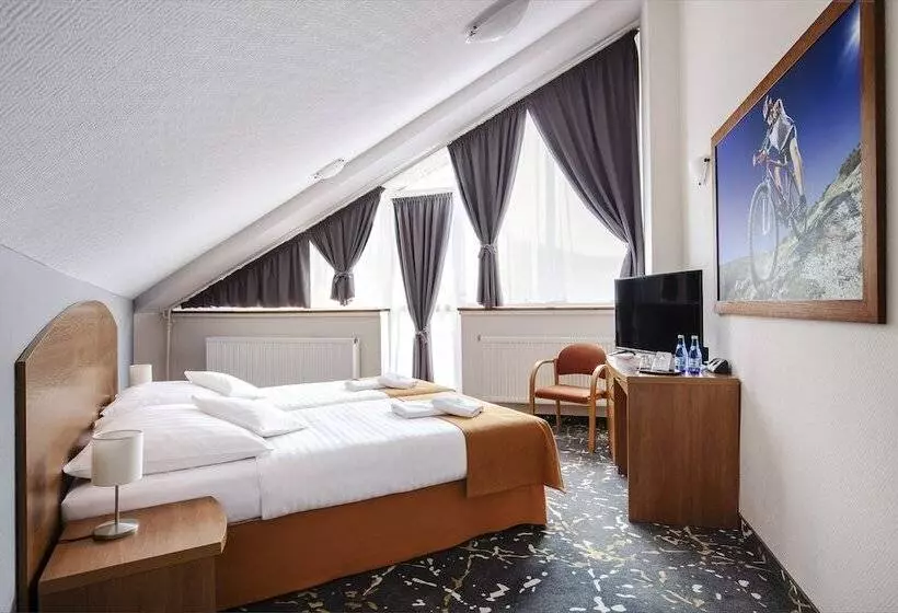 スタンダードスタジオ, Interferie Aquapark Sport Hotel Malachit