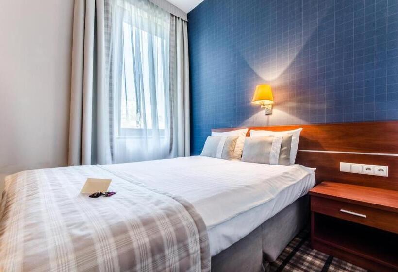 اتاق استاندارد, Locomotiva