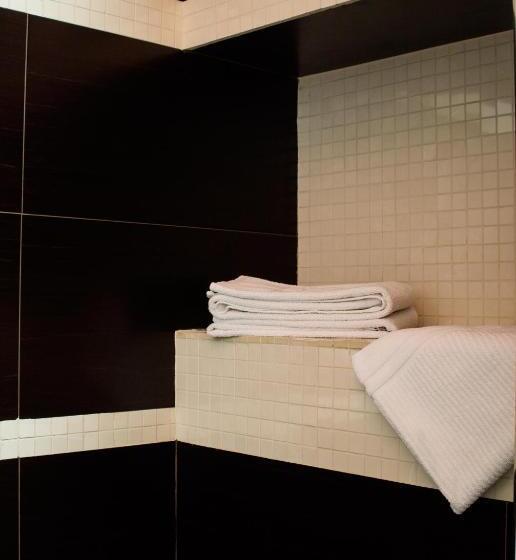 سوییت سوپریور, Locomotiva