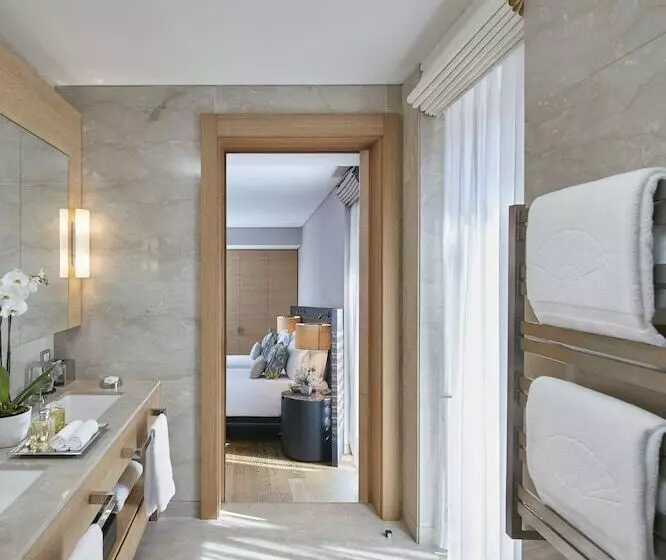 海の見える３ベッドルームアパートメント, Mandarin Oriental Bodrum