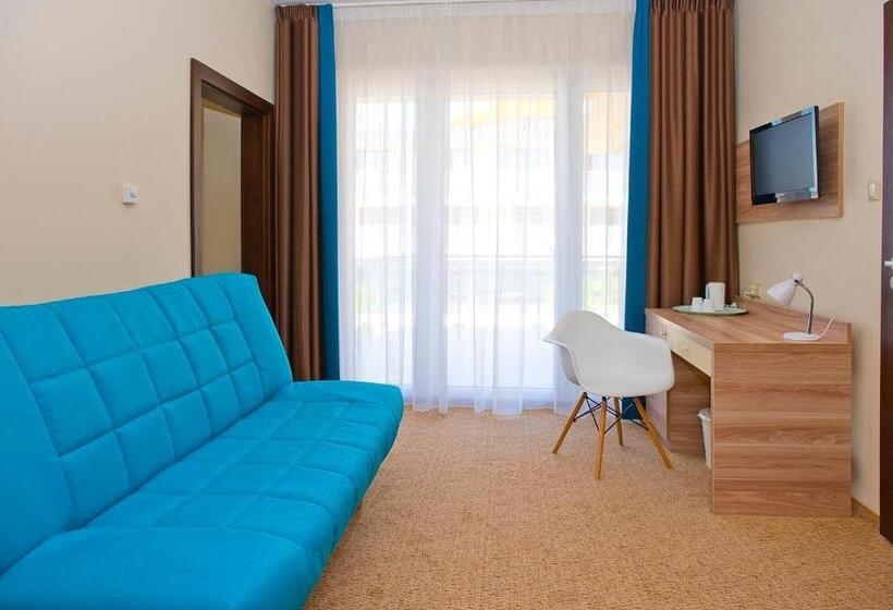 اتاق استاندارد سه نفره, Pensjonat Luan