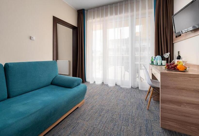 اتاق استاندارد سه نفره, Pensjonat Luan