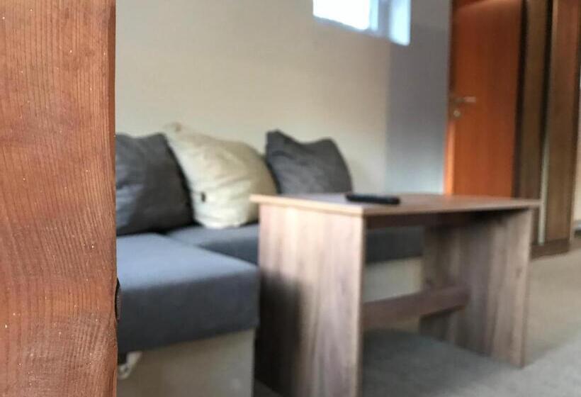 带2个卧室的公寓, Restauracja Ibiza