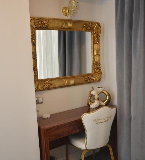 اتاق استاندارد, Sahra Airport