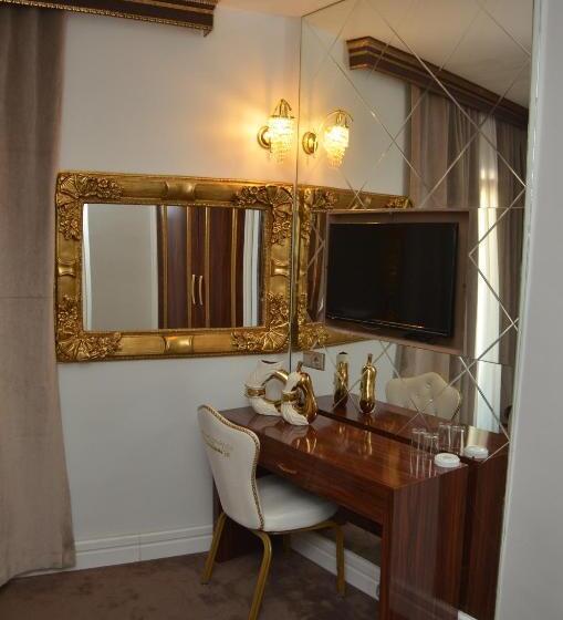 اتاق استاندارد سه نفره, Sahra Airport