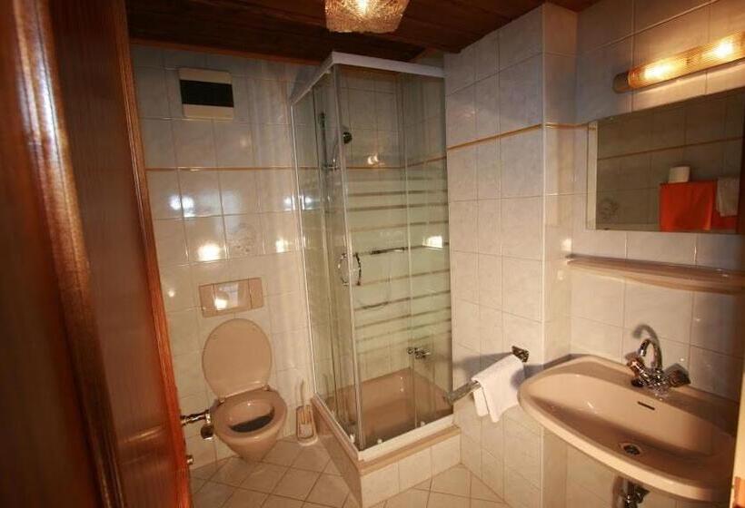 Четырехместный Номер Стандарт, Stadlwirt