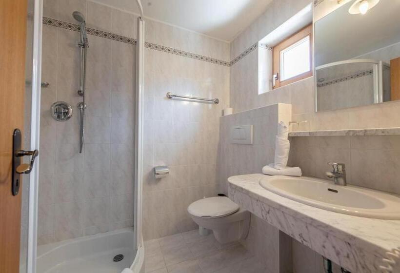 Номер Стандарт, Stilfserhof