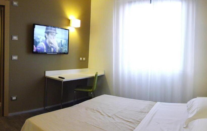 غرفة قياسية, Toscana