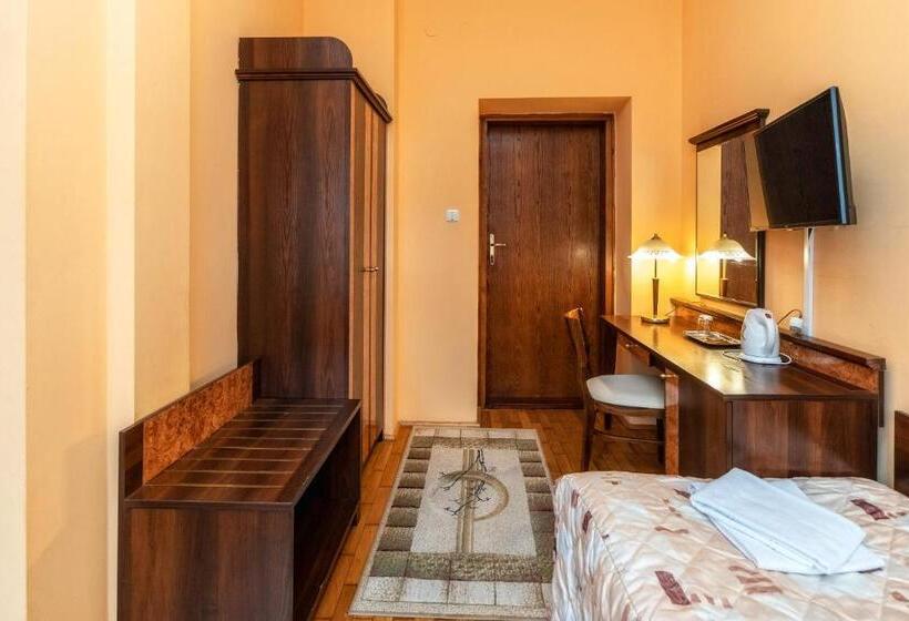 اتاق استاندارد یک نفره, Zespół Dolina Białego   Willa Pan Tadeusz