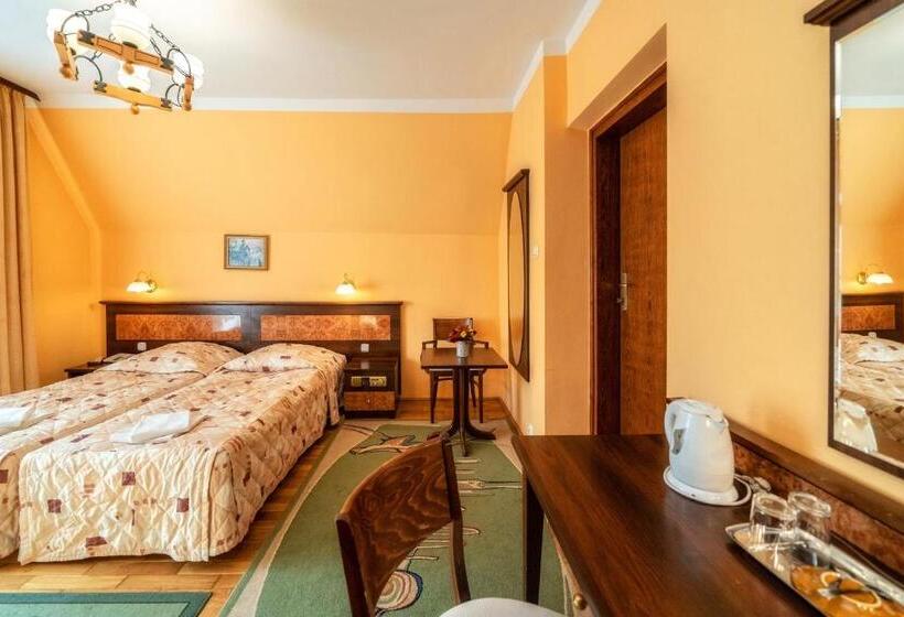 اتاق استاندارد, Zespół Dolina Białego   Willa Pan Tadeusz