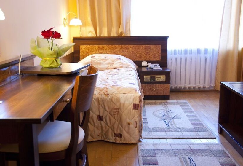 اتاق استاندارد یک نفره, Zespół Dolina Białego   Willa Pan Tadeusz