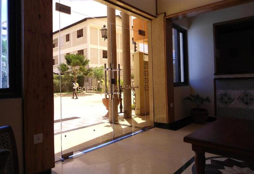 سوییت اجرایی, Lambada Holiday Resort