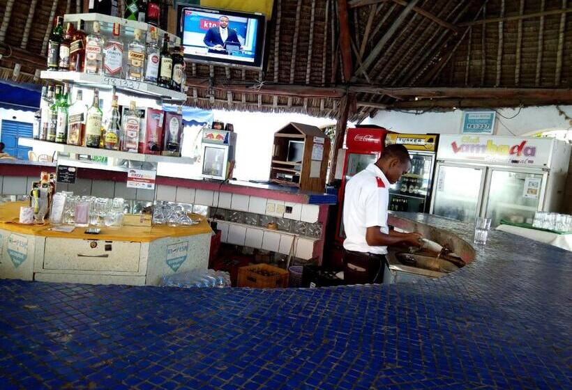 سوییت اجرایی, Lambada Holiday Resort