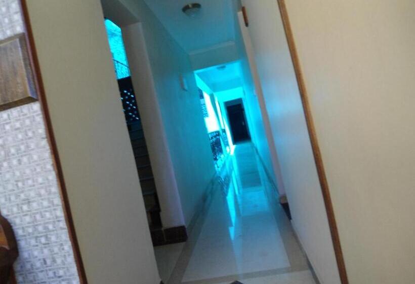 اتاق لوکس, Lambada Holiday Resort