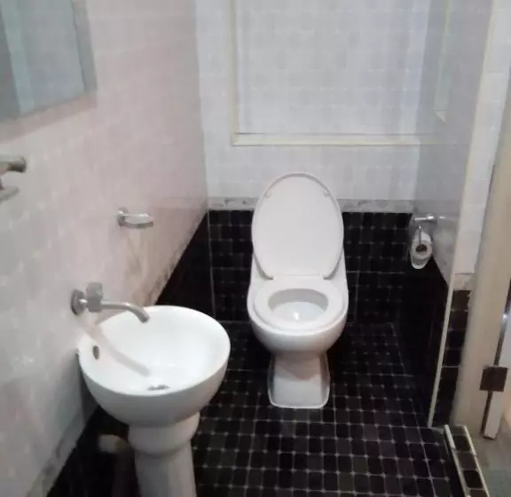 اتاق استاندارد یک نفره, Lambada Holiday Resort