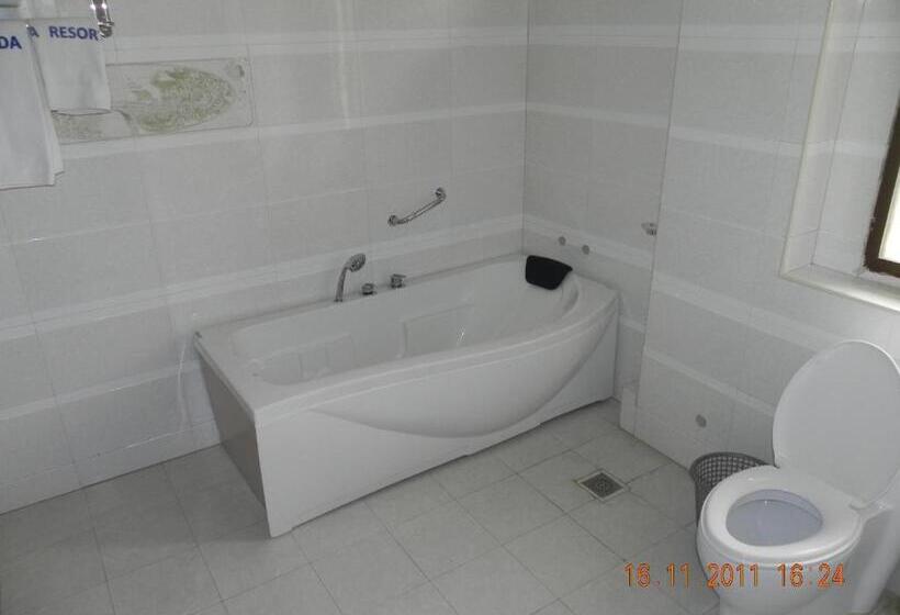 سوییت اجرایی, Lambada Holiday Resort