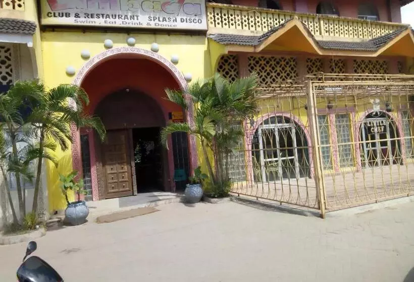 اتاق لوکس, Lambada Holiday Resort