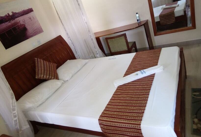 اتاق استاندارد یک نفره, Lambada Holiday Resort