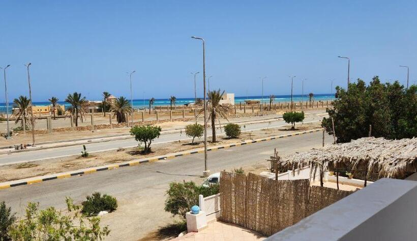 اتاق استاندارد یک نفره با چشمانداز دریا, Rayhana Guest House