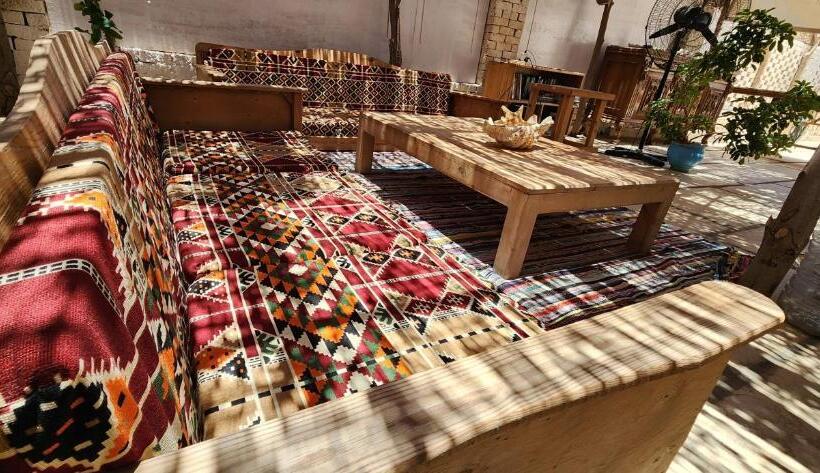 اتاق استاندارد یک نفره با چشمانداز دریا, Rayhana Guest House