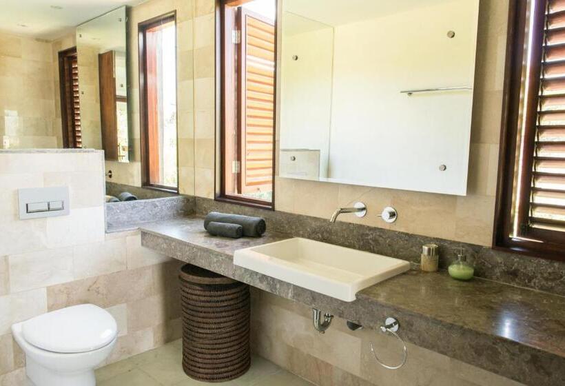 带海景的标准房, Adila Bali