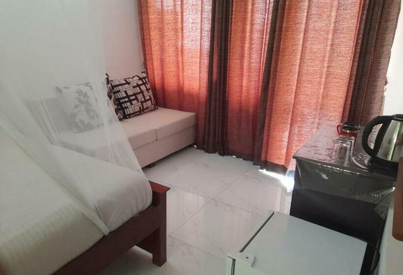 标准间带山景, Seven Heaven