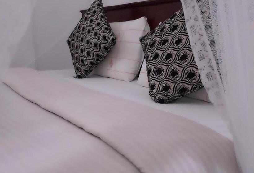 标准间带山景, Seven Heaven