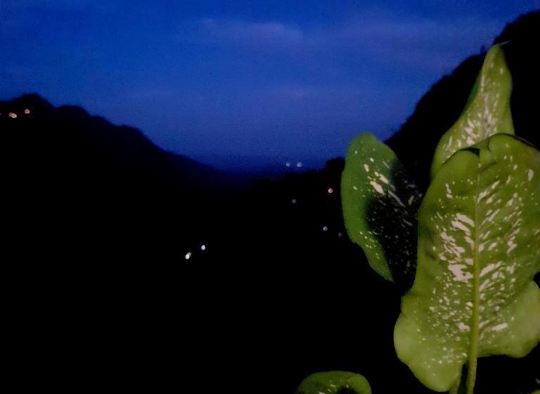 标准间带山景, Seven Heaven