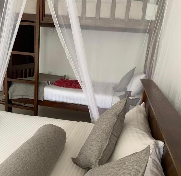 豪华家庭房间, Seven Heaven