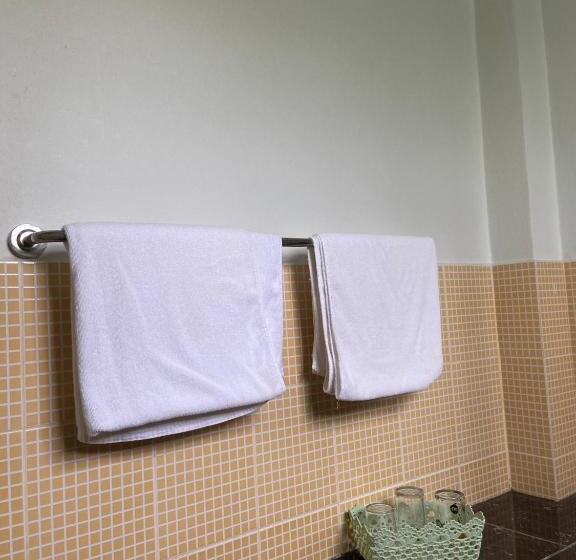 Balkonlu Standart Oda, The Sandy House Khaolak