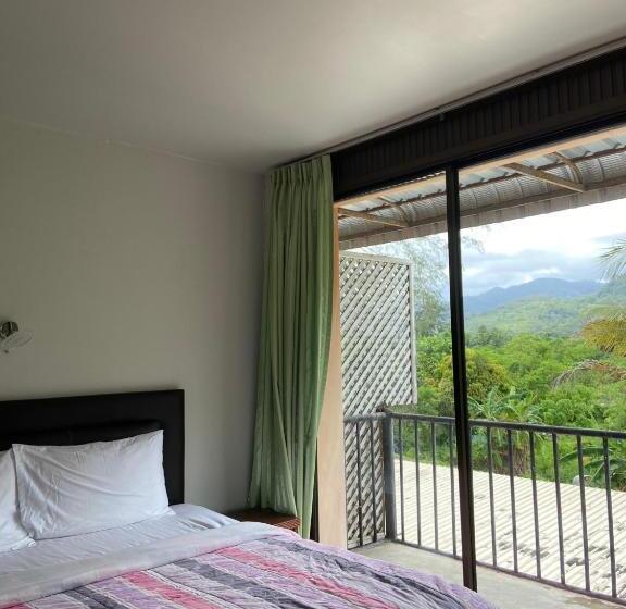 Balkonlu Standart Oda, The Sandy House Khaolak