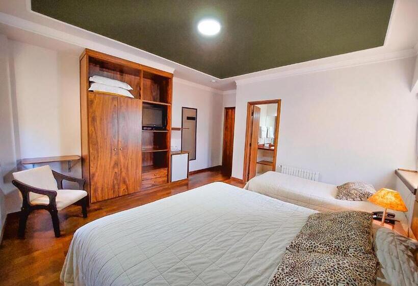 스탠다드 트리플 룸, Pousada Victoria Villa By Nacional Inn A 800 Metros Da Vila Capivari