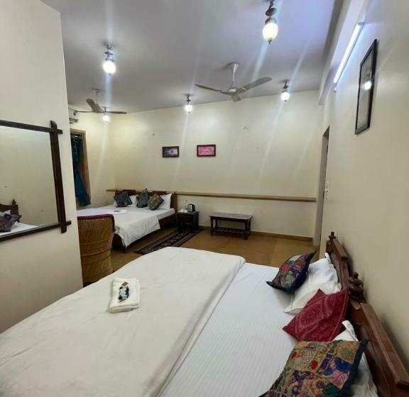 キングサイズベッドのデラックススイート, Wonbin Safari Jaisalmer