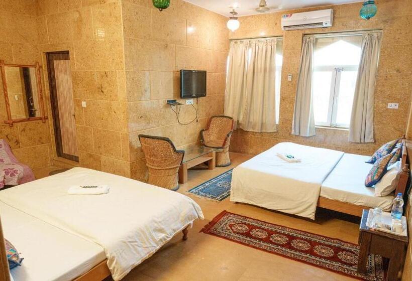 キングサイズベッドのデラックススイート, Wonbin Safari Jaisalmer