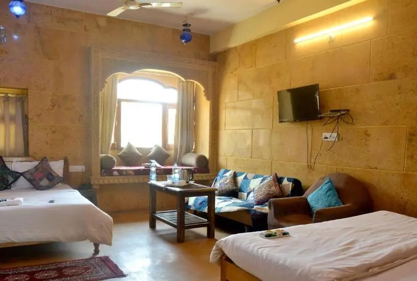 Sviitti Parveke, Wonbin Safari Jaisalmer