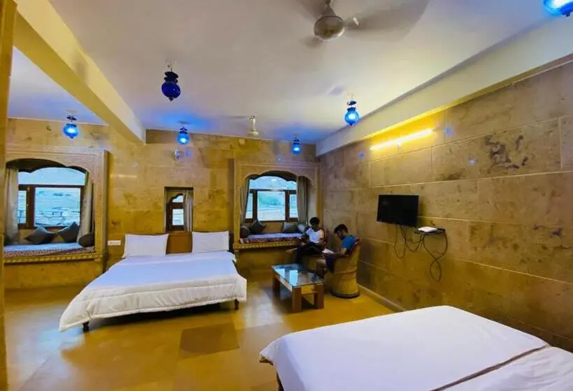 Sviitti Parveke, Wonbin Safari Jaisalmer