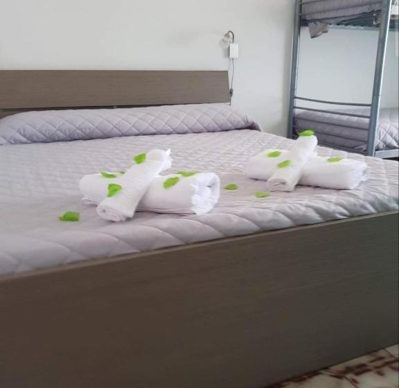 اتاق استاندارد, Guest House Tra Rocce E Mare