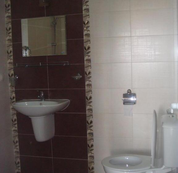 带阳台的三人标准间, Ivatea Family