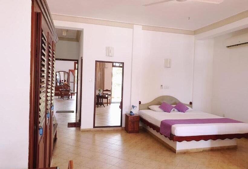 Chambre Supérieure, Oasey Ayurveda