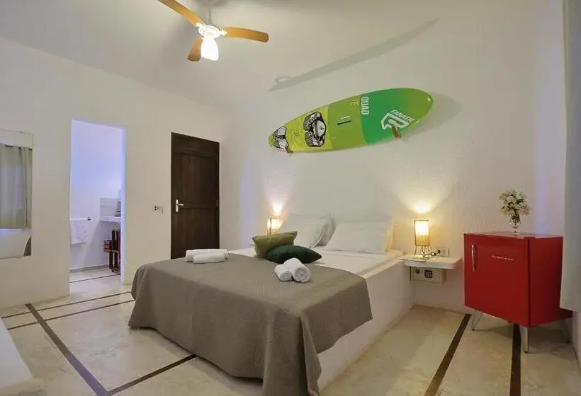 Superior Kolmen Hengen Huone, Jerizz House