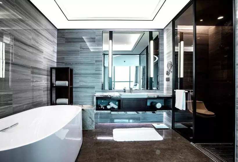 سوئیت با تخت بزرگ, Holiday Inn Taiyuan City Center