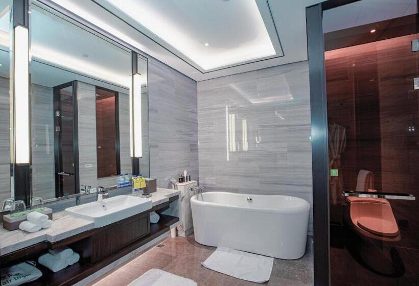 Люкс Кровать Кинг, Holiday Inn Taiyuan City Center