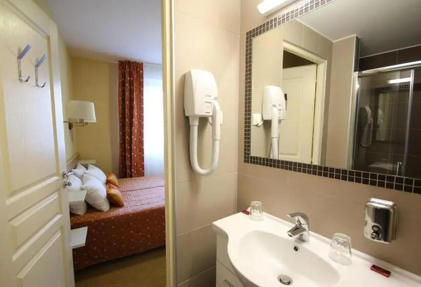اتاق استاندارد سه نفره, Hôtel Atlantic
