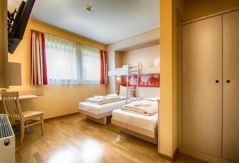 Номер Стандарт Трехместный, Jufa Hotel Im Brückenkopfpark Jülich