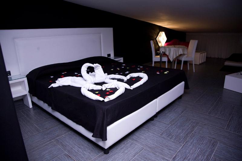 Люкс, Masaniello Luxury