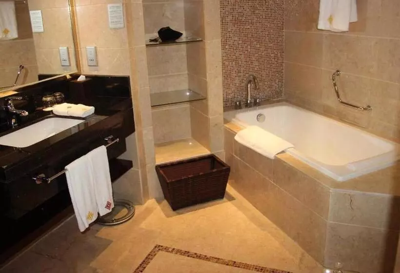 キングサイズベッドのデラックスルーム, Jinling New Town Hotel Nanjing