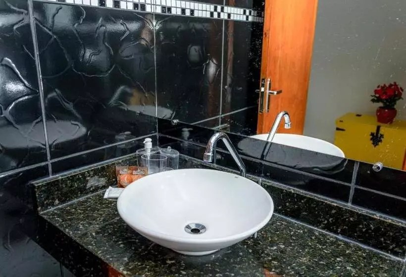 اتاق استاندارد سه نفره, Caranda Eco Ville