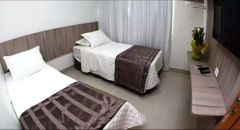 Superior-huone, Conexão Pampulha