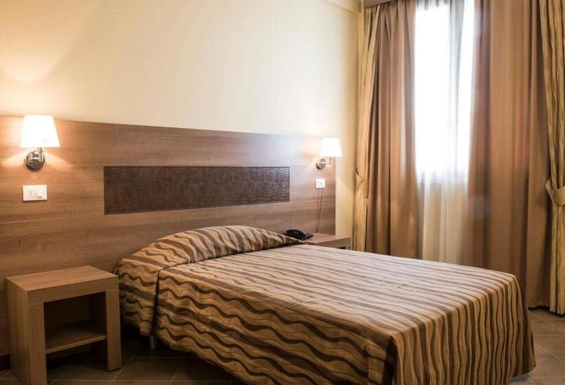 غرفة كومفورت فردية, Corte Business